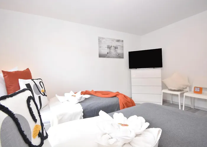 Schindler Im Fraenkischen Seenland Haundorf
